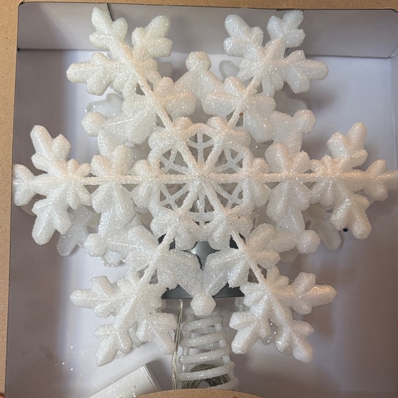 Glittering White Snowflake Tree Topper - Picture 5 of 6
